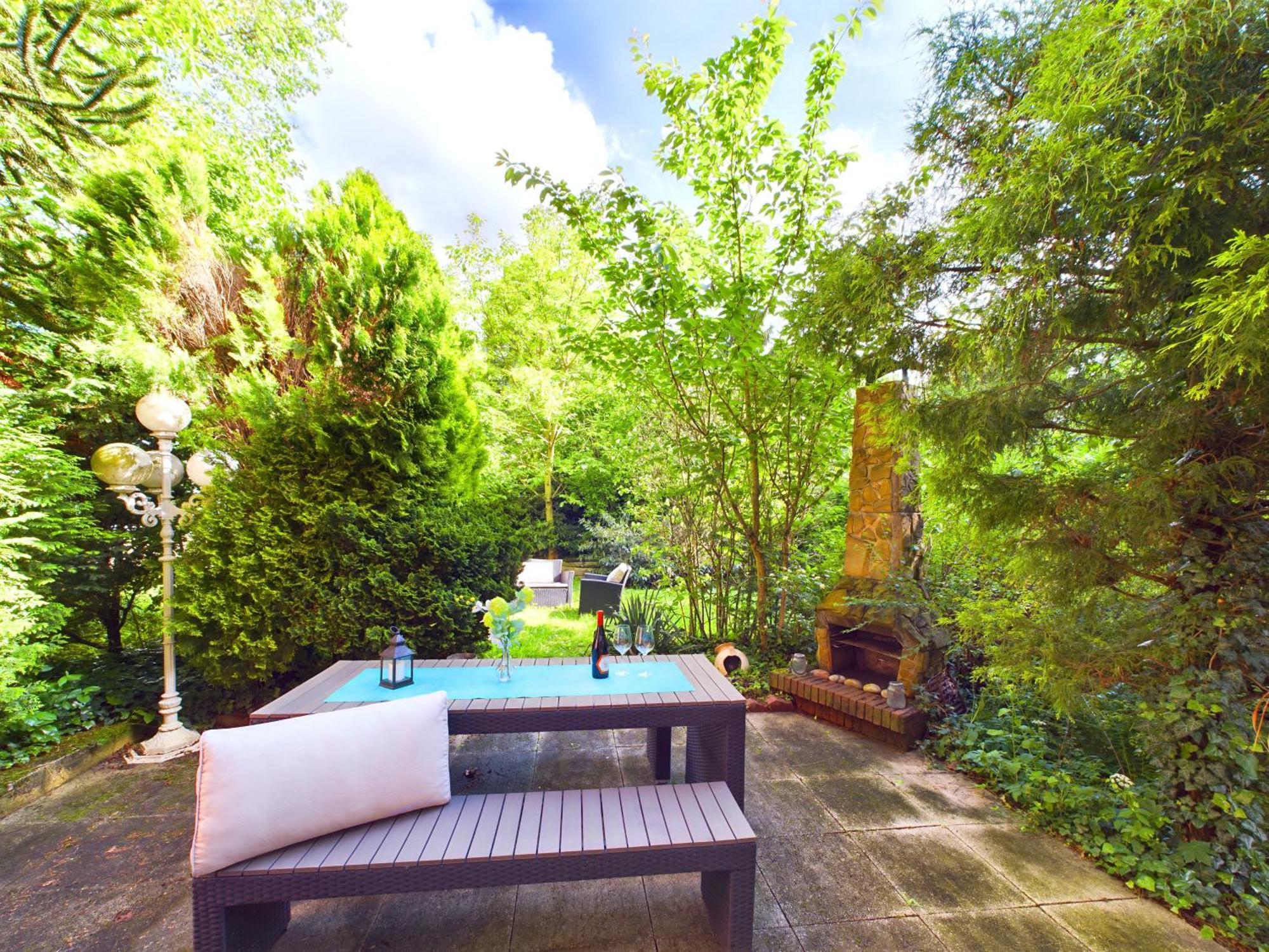 Kurpark I Garten I Parkplatz วิสบาเดน ภายนอก รูปภาพ